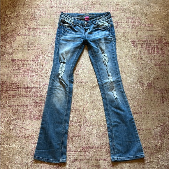 UEC Vintage Almost Famous Women's Blue Distressed Jeans Size 0 - Picture 1 of 8